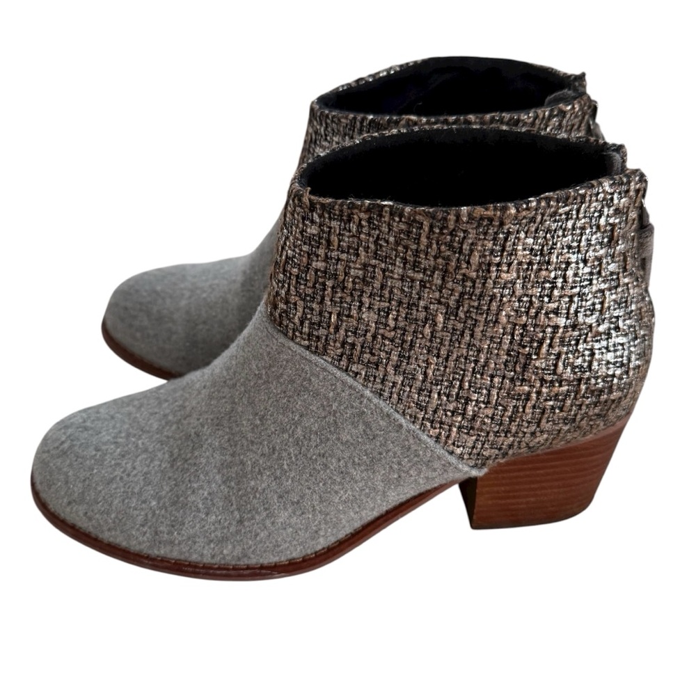 TOMS Lelia Gray Wool Felt/Silver Metallic Tweed Ankle Boot Back Tassel Zip Sz 7